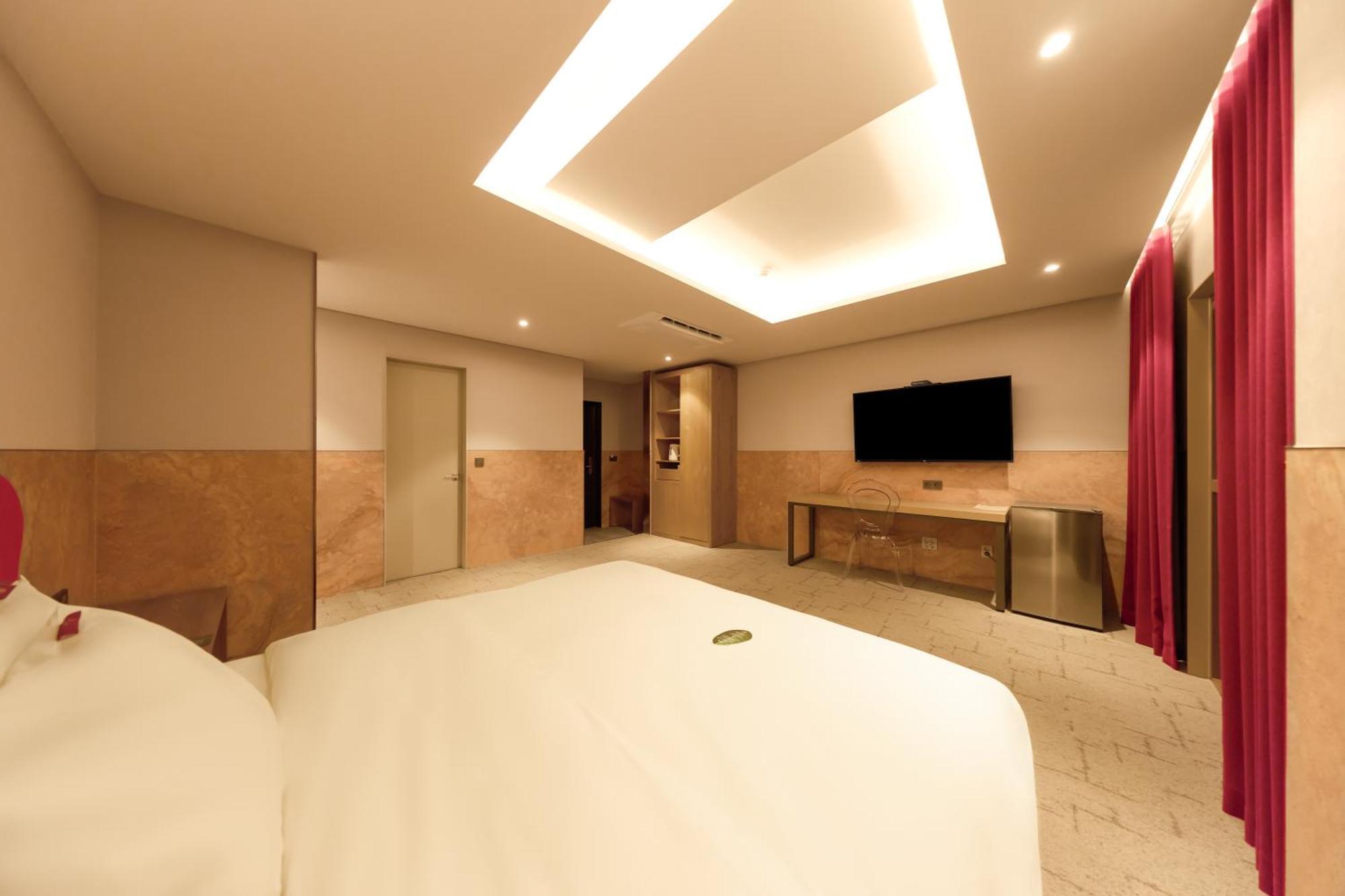 Capace Hotel Gangnam Seoul Bagian luar foto